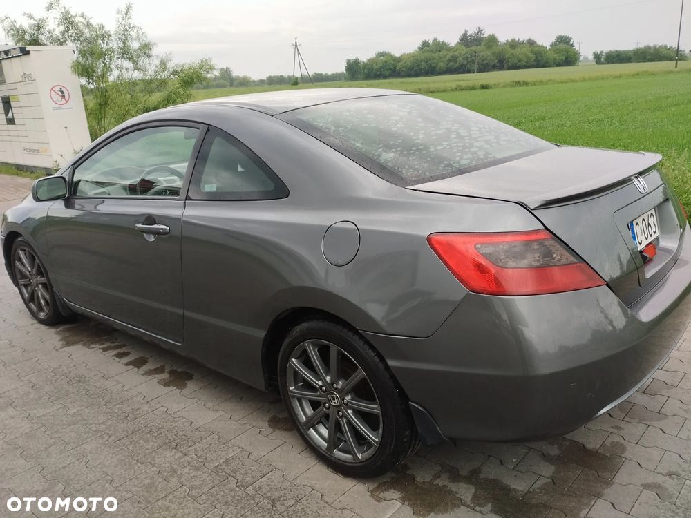 Honda Civic 1.8i-VTEC i-SHIFT Type S - 2