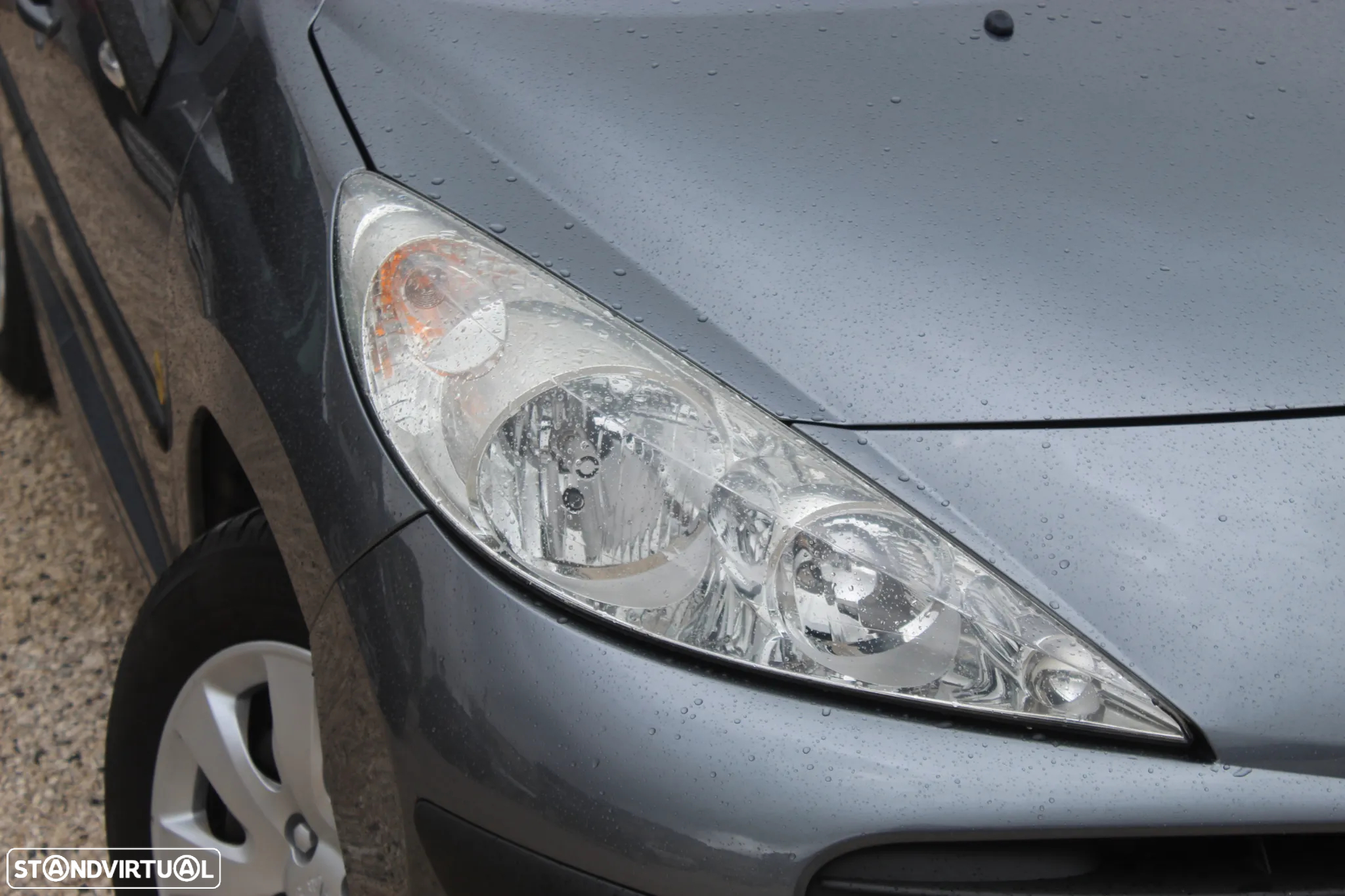 Peugeot 207 1.4 16V Trendy - 12