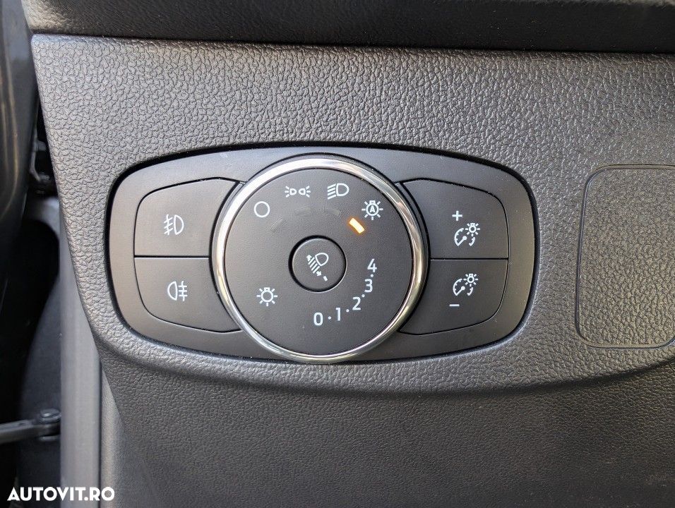 Ford Focus - 27