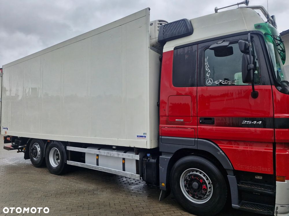 Mercedes-Benz Actros 2544 L11946 - 3