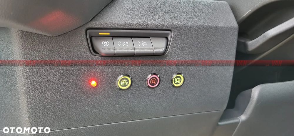 Renault MASTER LAWETA - Nowy Model - 21