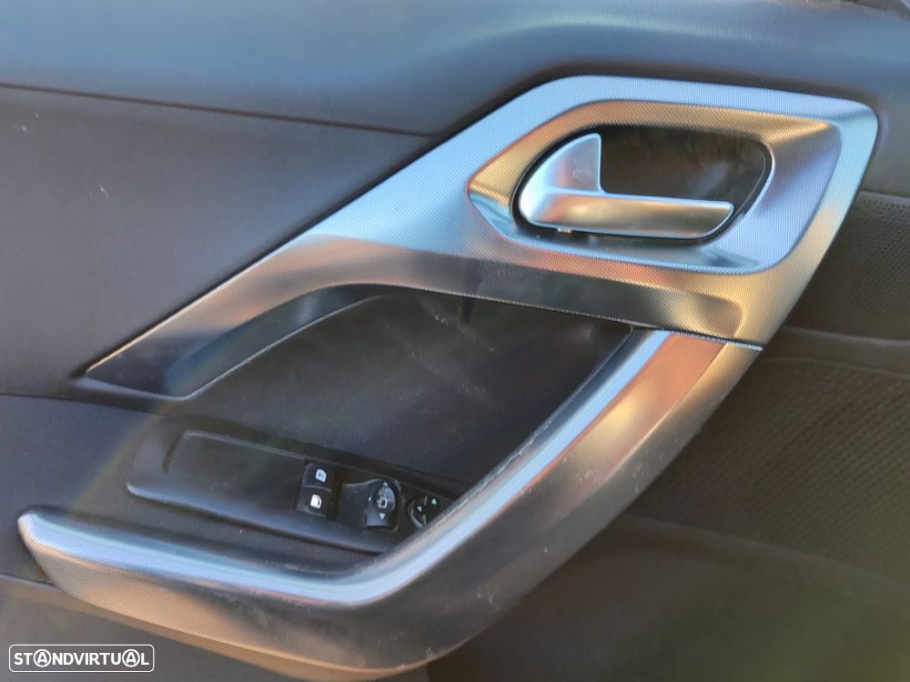 Peugeot 208 1.2 VTi Active - 11