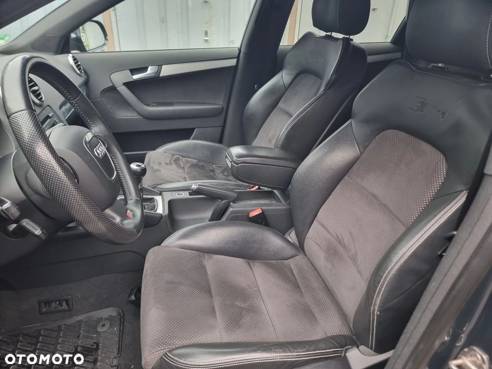 Audi A3 Sportback 1.8 TFSI Attraction - 17