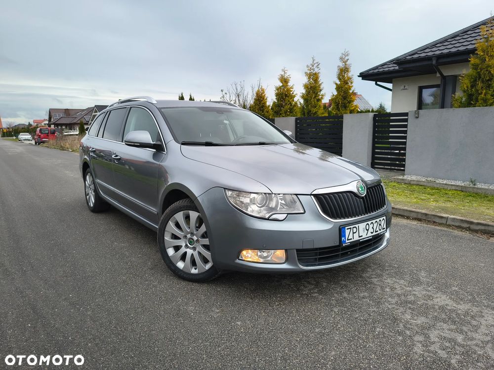 Skoda Superb 3.6 V6 4x4 DSG Ambition - 5