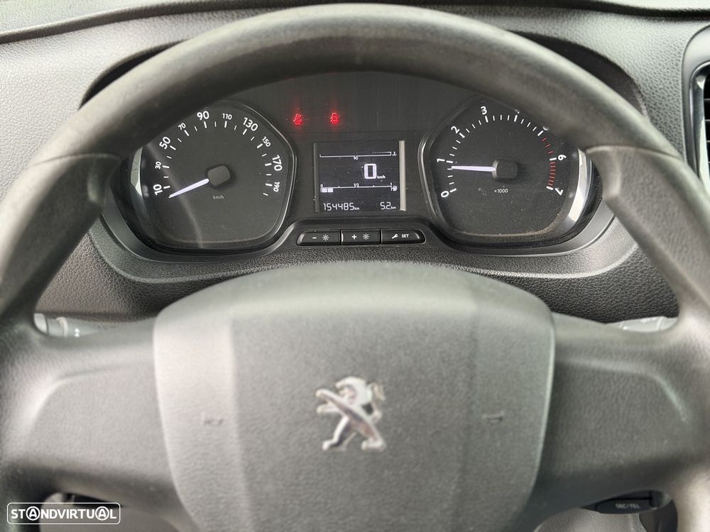 Peugeot Expert 1.5 BlueHDi 120HP 6 Lugares - 11