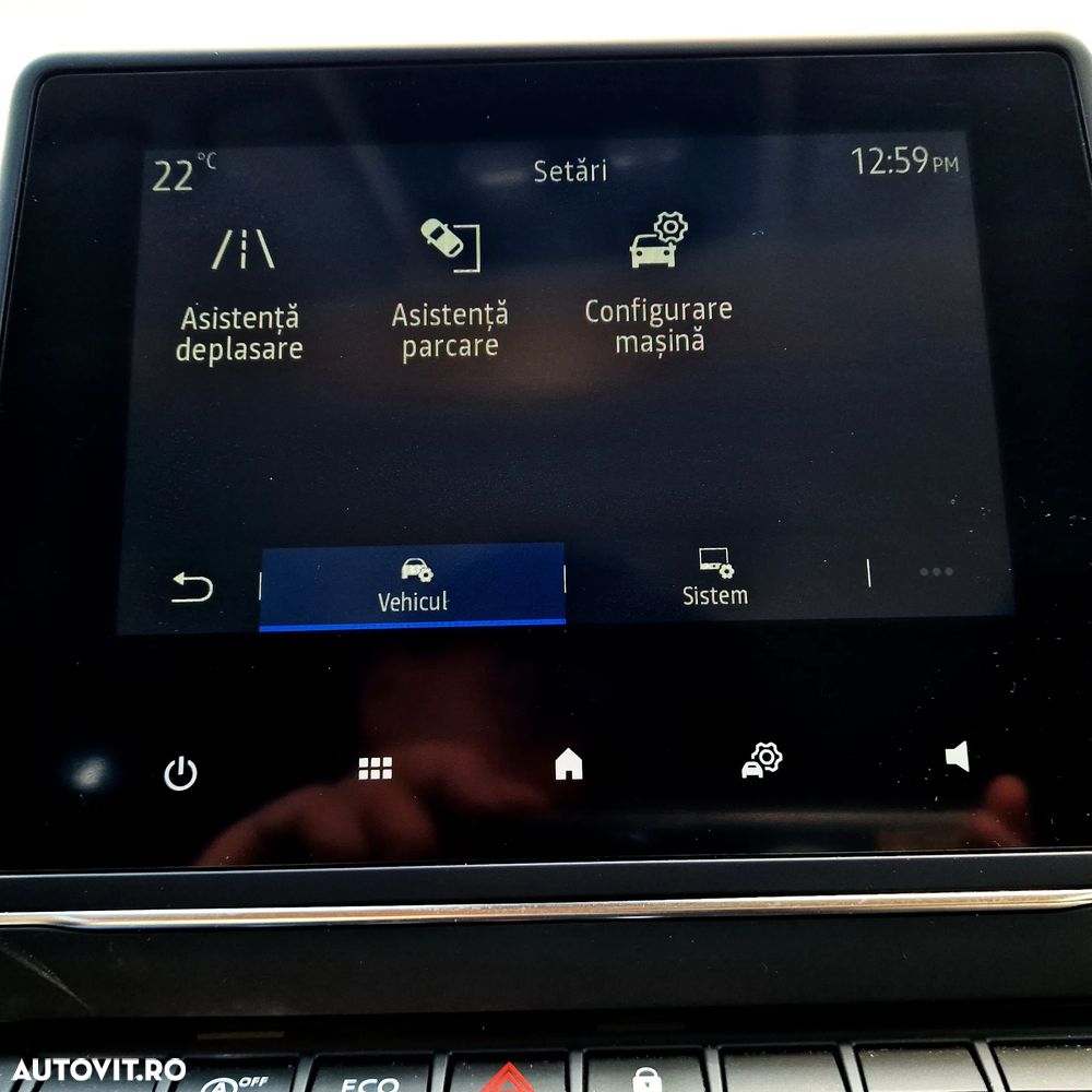 Renault Captur MHEV 140 Techno - 28