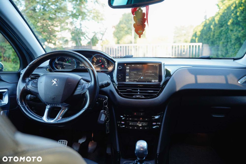 Peugeot 2008 - 6
