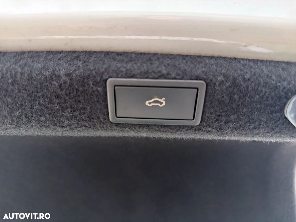 Skoda Superb 2.0 TDI DSG Style - 14