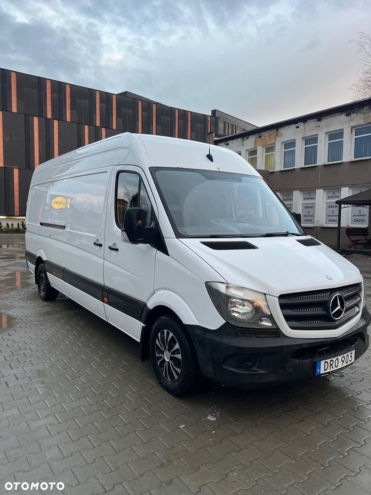 Mercedes-Benz Sprinter - 1
