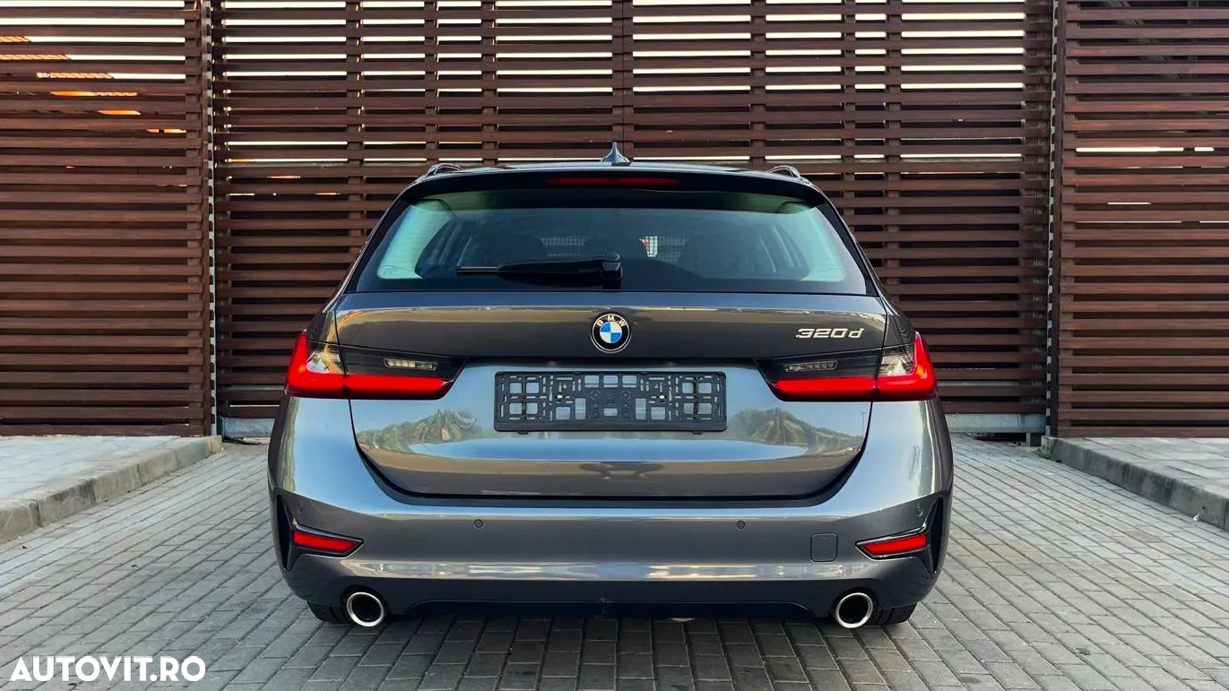 BMW Seria 3 320d Touring Aut. Sport Line - 10