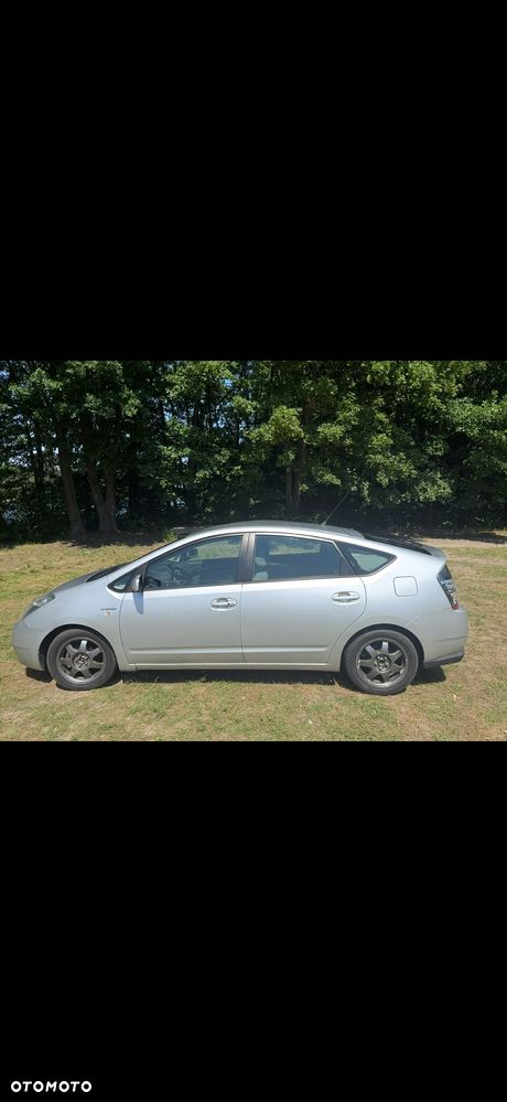Toyota Prius - 10