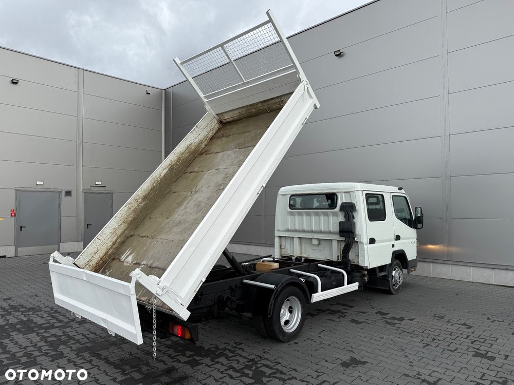 Mitsubishi CANTER - 10