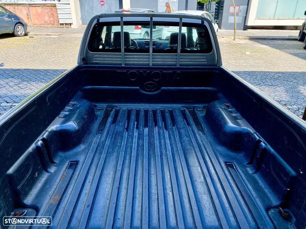 Toyota Hilux 2.5 D-4D 2WD CE - 10