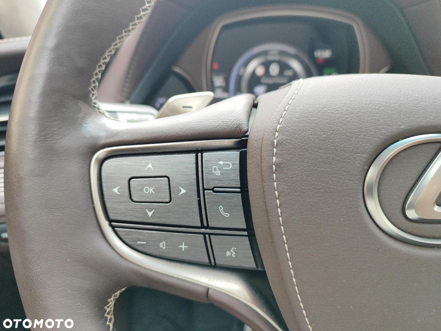Lexus LS 500h Prestige AWD - 22