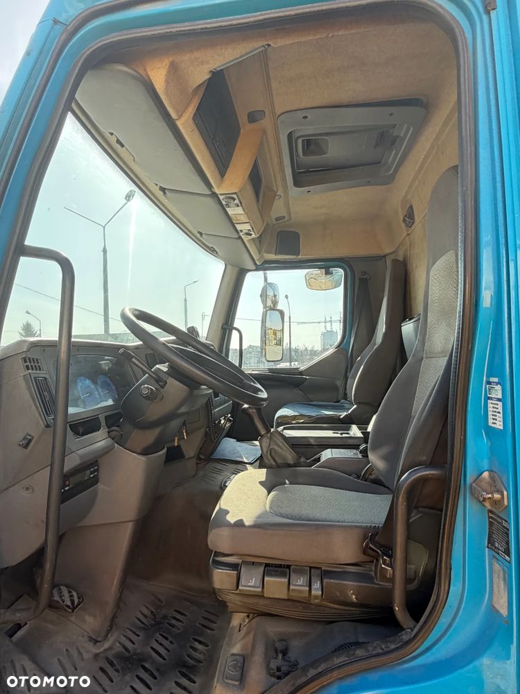 Renault Premium - 2