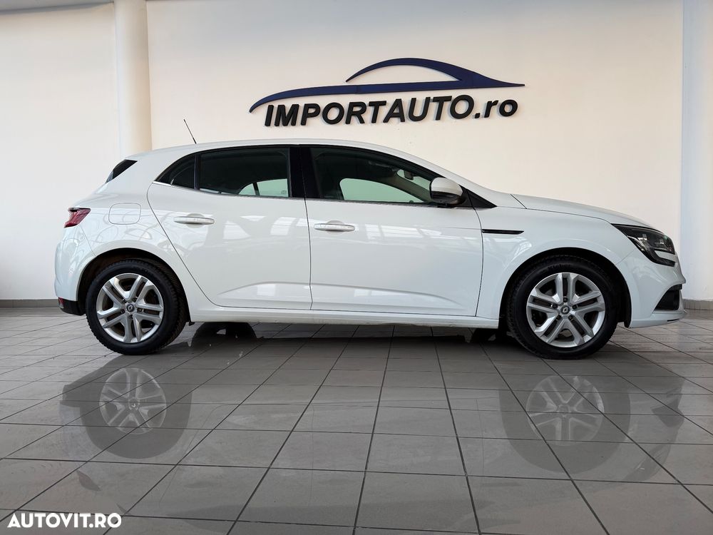 Renault Megane ENERGY dCi Zen - 4