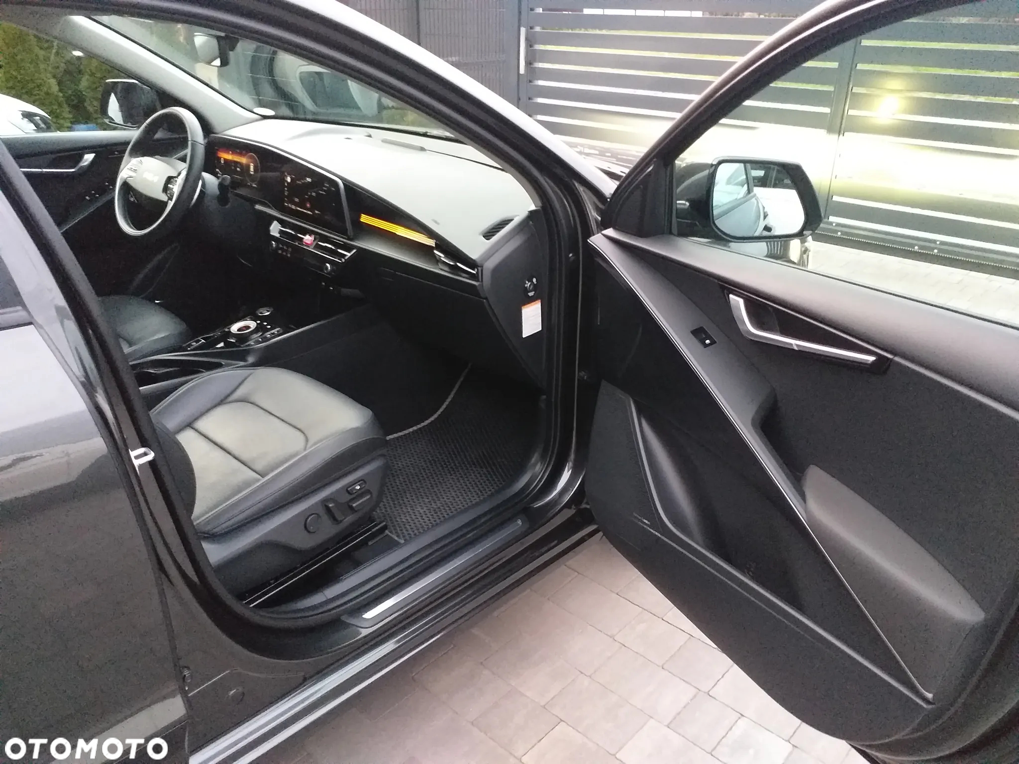 Kia Niro 1.6 GDI Plug-in Hybrid L Business Line - 37