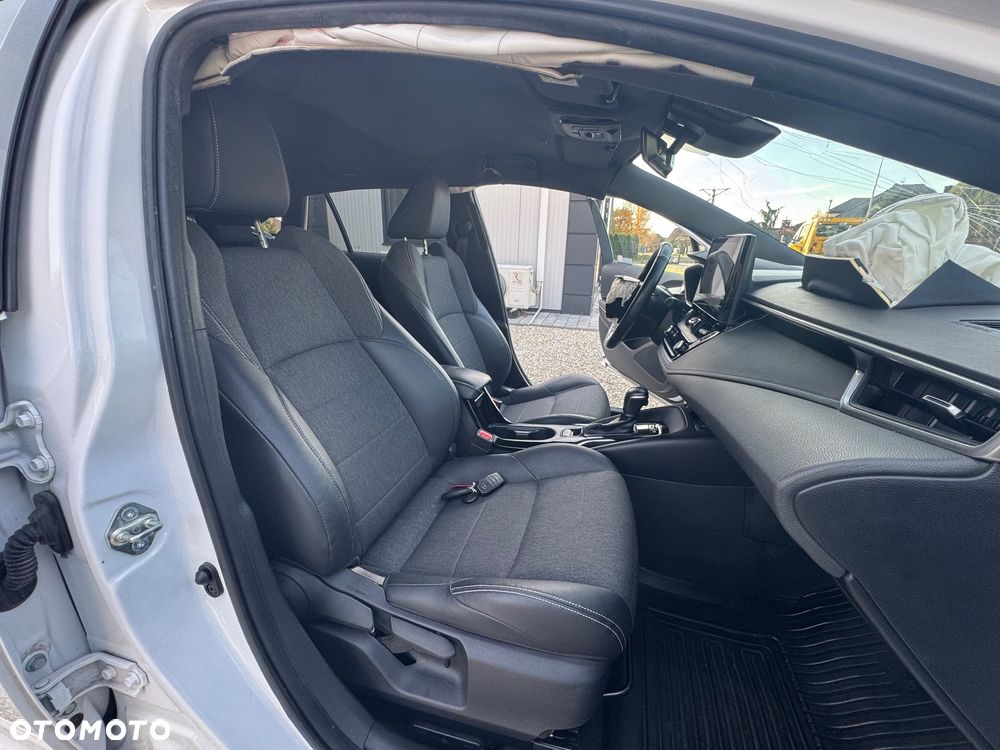 Toyota Corolla 1.8 Hybrid Style - 35