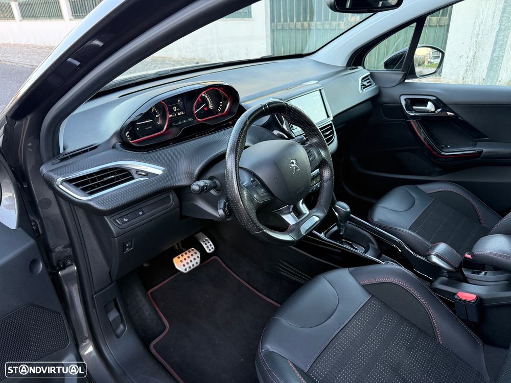 Peugeot 2008 1.2 PureTech GT Line EAT6 - 13
