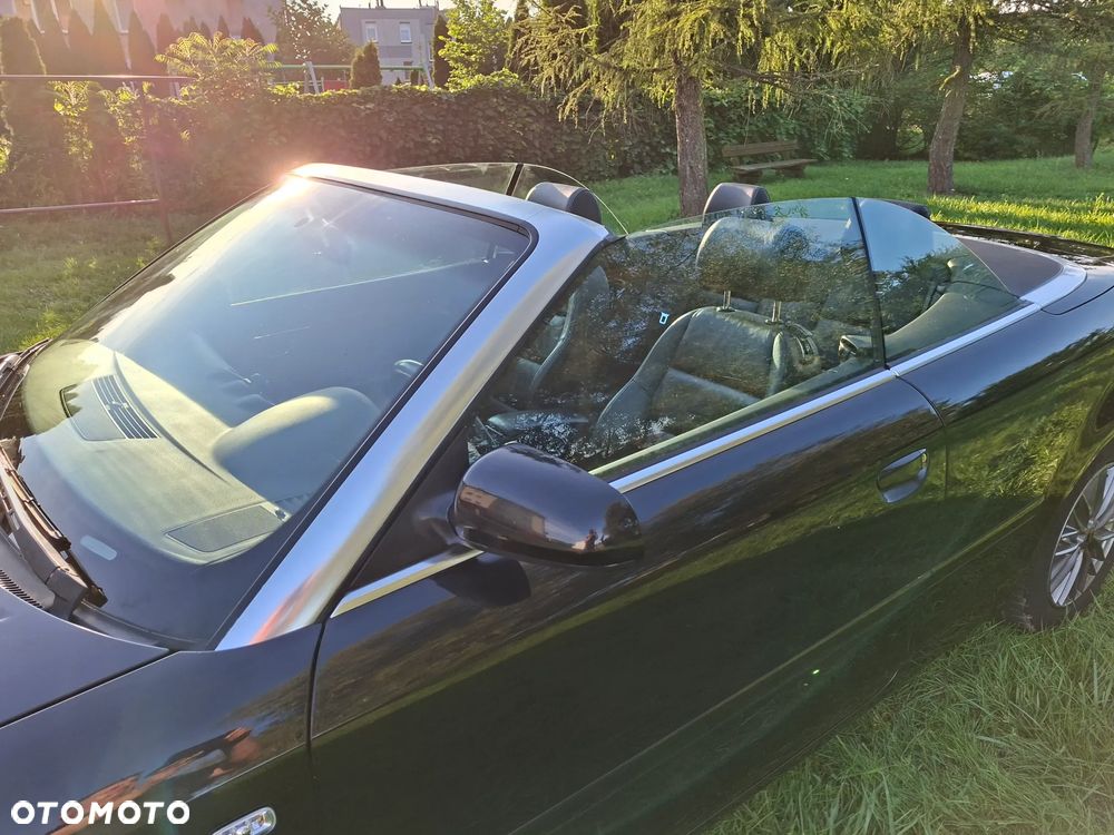 Audi A4 Cabrio 2.5 TDI - 27