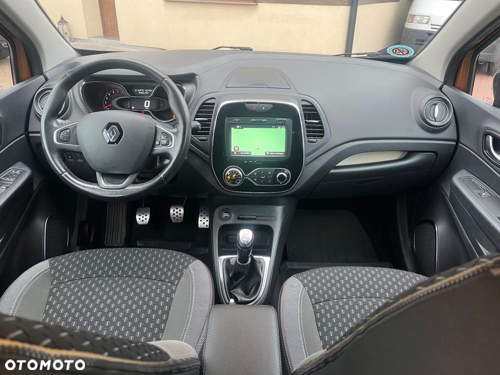 Renault Captur - 16