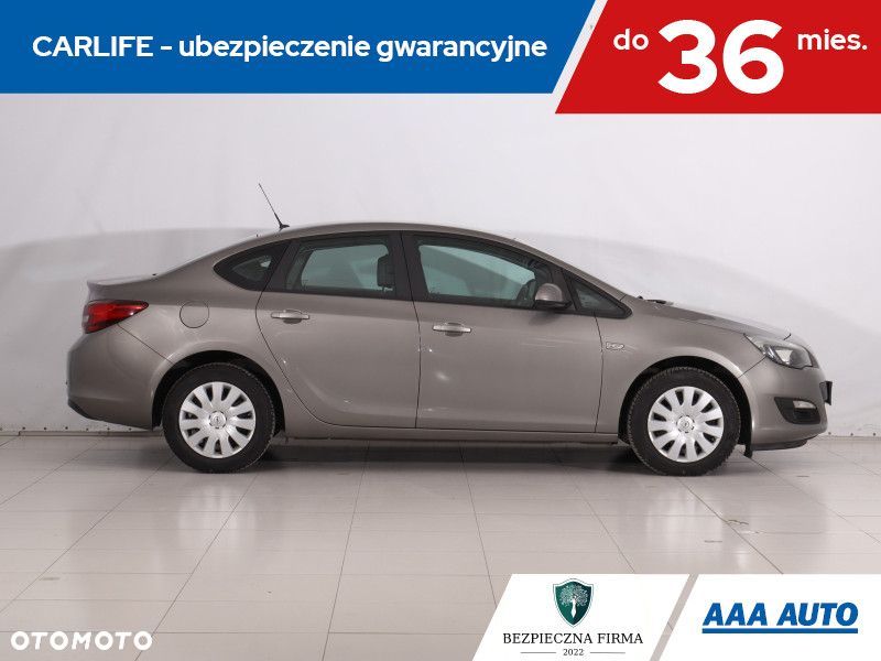Opel Astra - 8