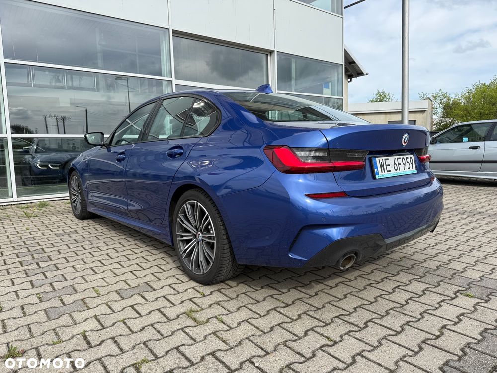 BMW Seria 3 330i M Sport sport - 8