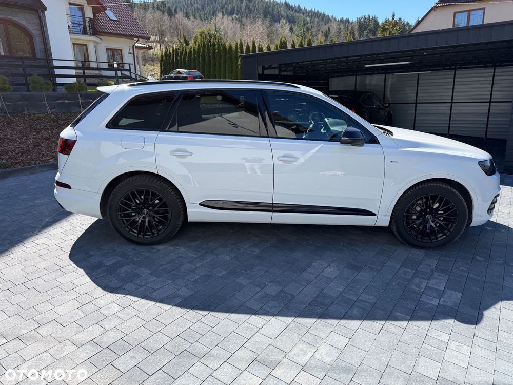 Audi Q7 - 4