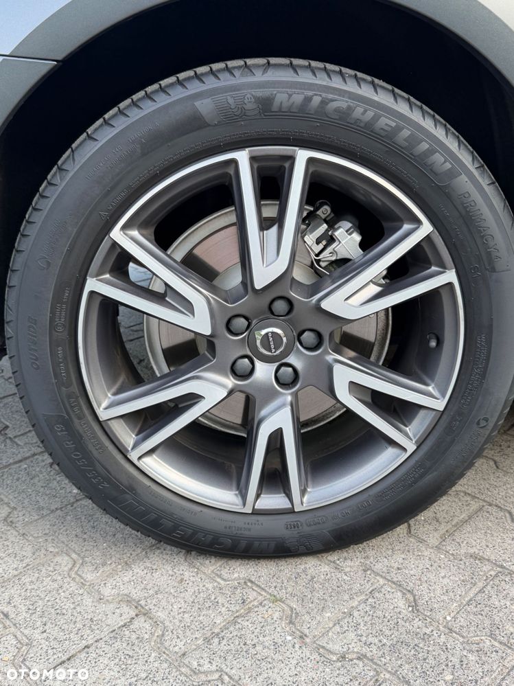Volvo V90 Cross Country - 3