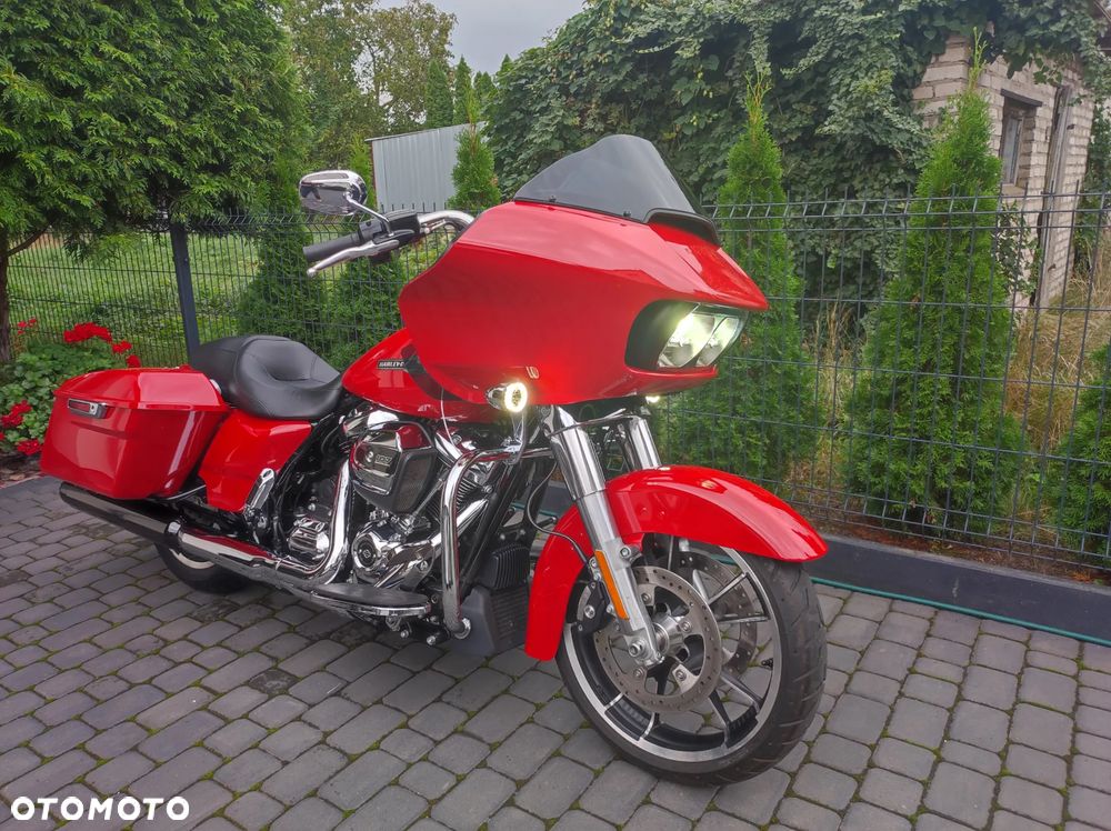 Harley-Davidson Touring Road Glide - 1