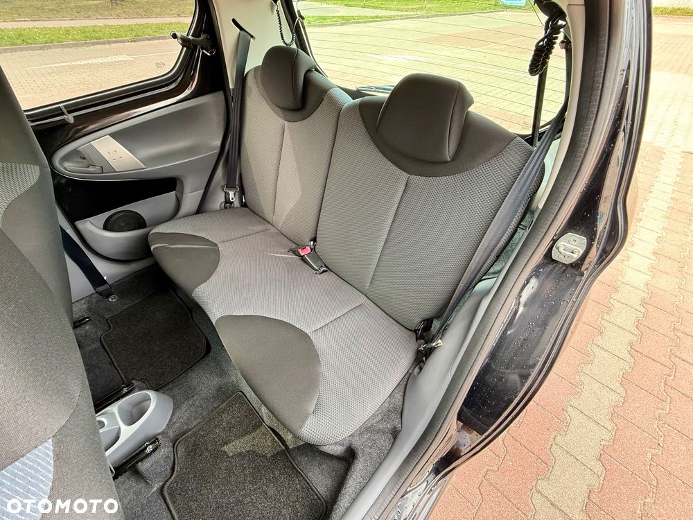 Toyota Aygo 1.0 VVT-i Luna MM A/C - 17