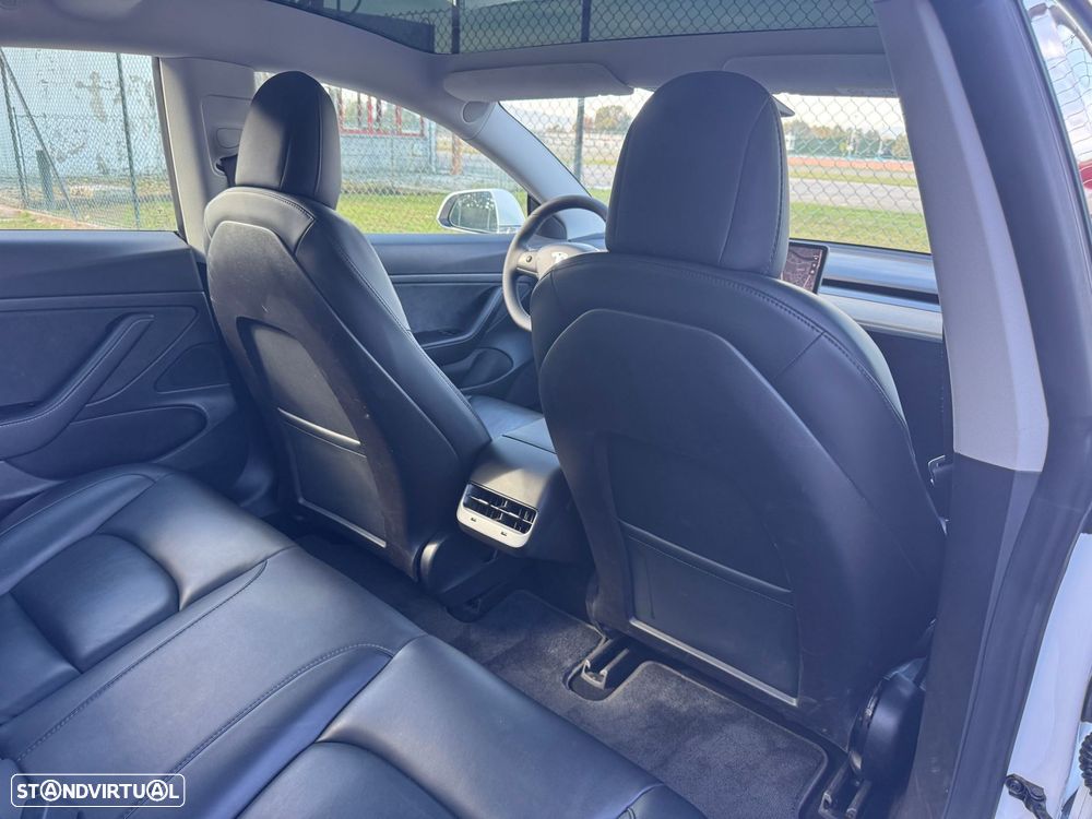 Tesla Model 3 Standard RWD Plus - 17
