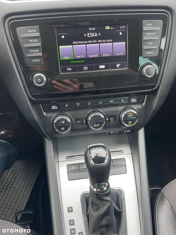 Skoda Octavia 1.6 TDI DPF DSG Elegance - 11