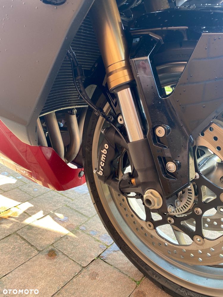 Suzuki GSX 1000 - 11