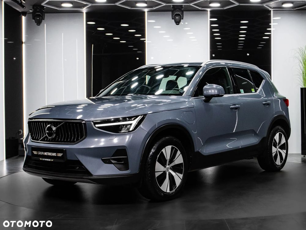 Volvo XC 40 T5 Plug-In Hybrid Core - 2