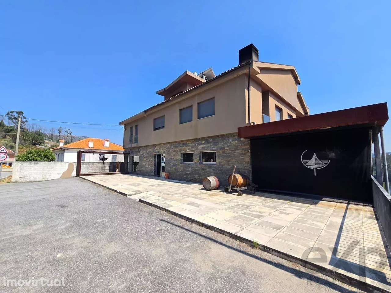 PORTUGAL • OPORTUNIDADE EXCLUSIVA DE INVESTIMENTO • VISTA PARA O RIO D - Grande imagem: 2/45