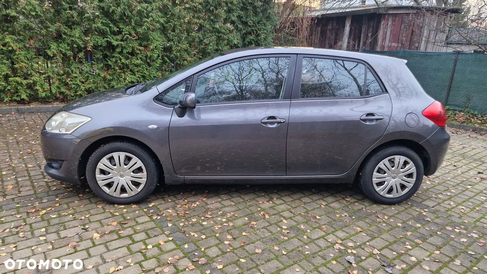 Toyota Auris 1.6 VVT-i Sol - 3