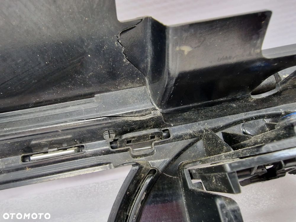 VW PASSAT B8 3G0 LIFT 18- R-LINE ATRAPA / GRILL PRZEDNI PRZÓD , NR 3G0853651AK / 3G0853651AM , NR AUKCJI GR42 - 22