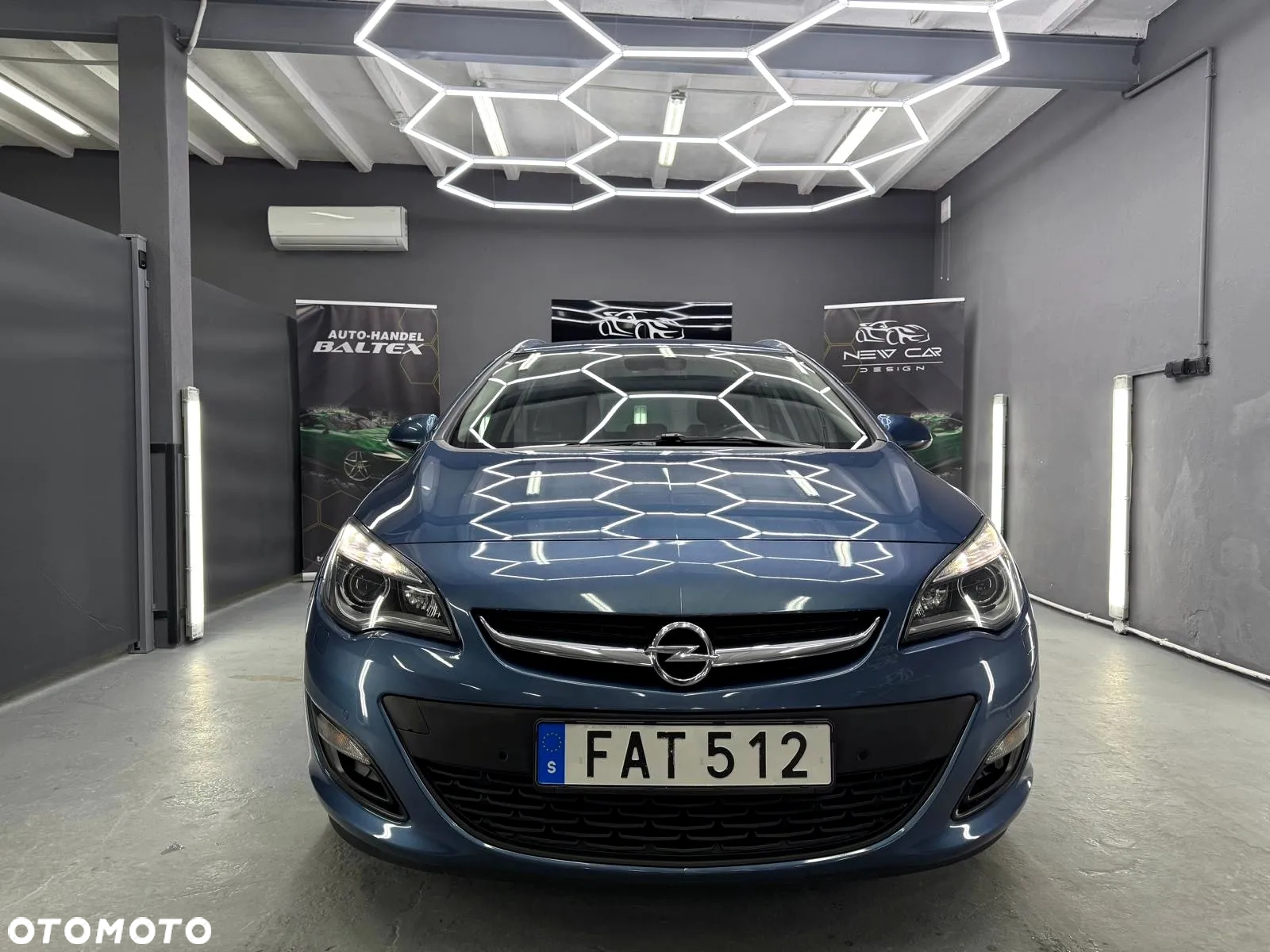 Opel Astra 1.4 Turbo Sports Tourer - 6