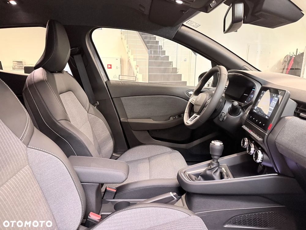 Renault Clio 1.0 TCe Techno - 15