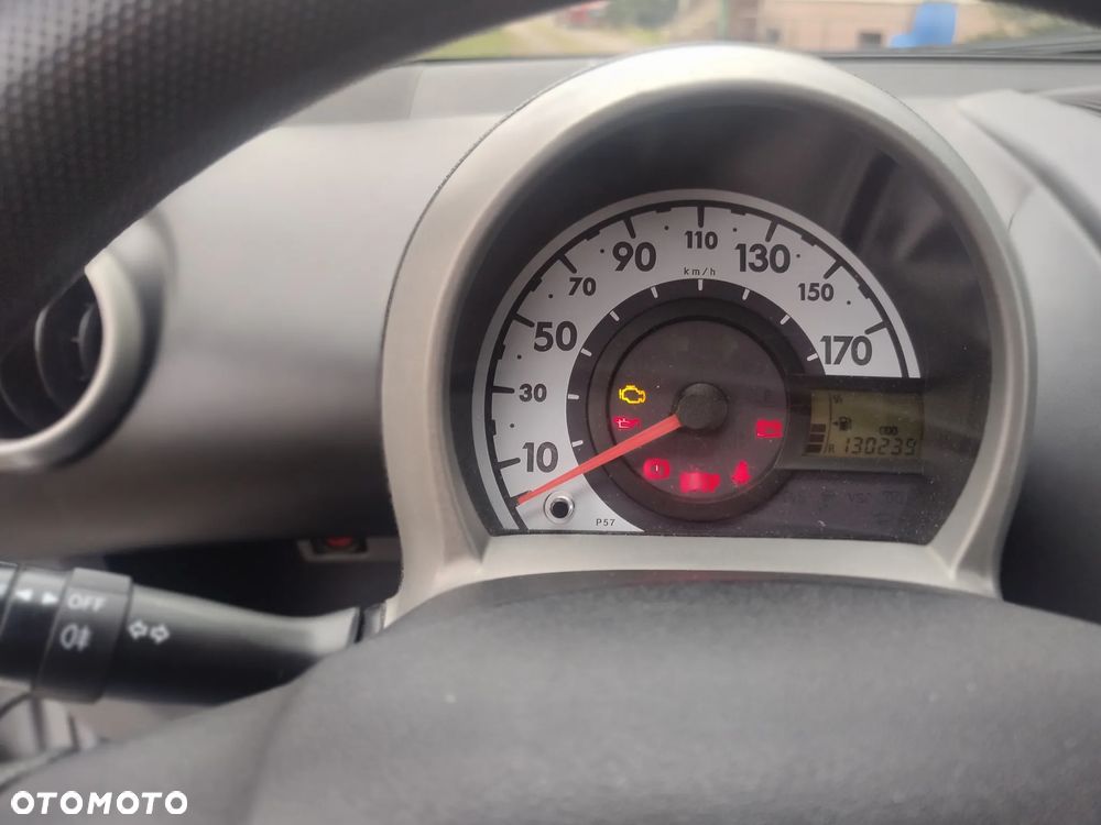 Toyota Aygo 1.0 VVT-i Terra EU5 - 8