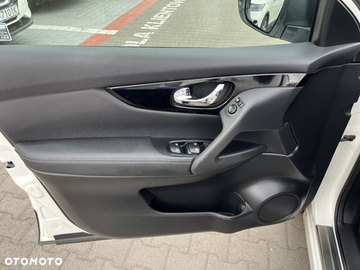 Nissan Qashqai - 13