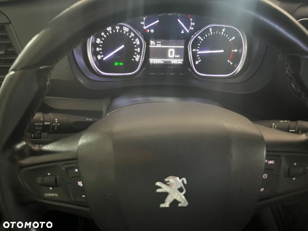 Peugeot Expert - 4