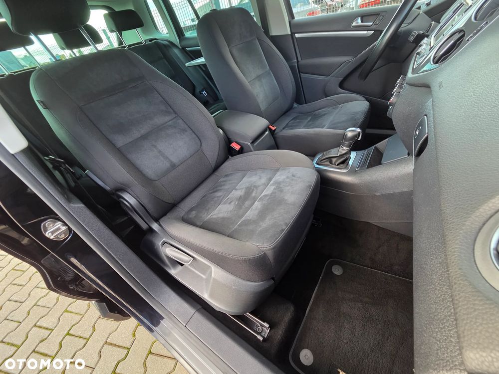 Volkswagen Tiguan 2.0 TDI DPF 4Motion BlueMotion Technology DSG Lounge Sport & Style - 36