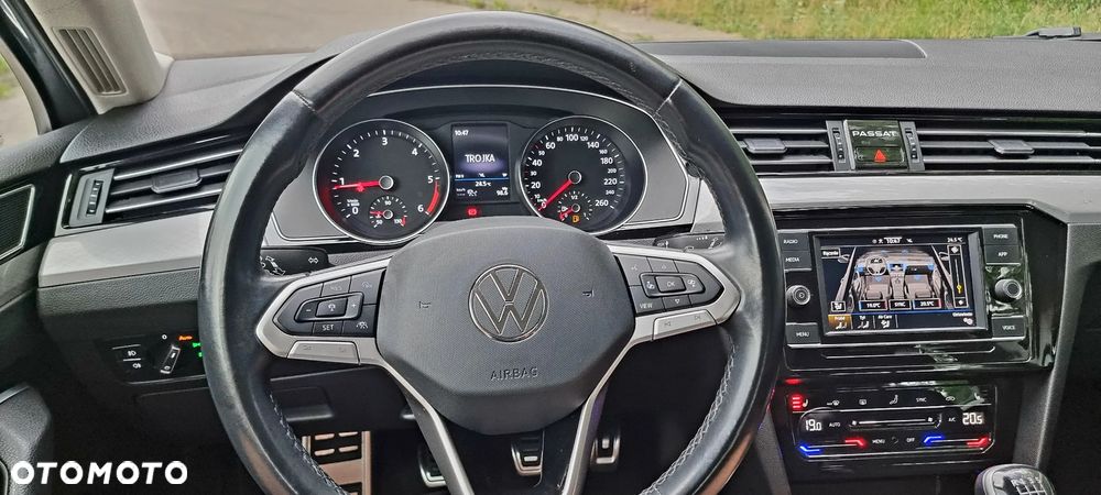 Volkswagen Passat 2.0 TDI EVO Business - 24