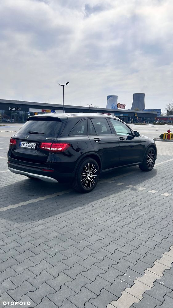 Mercedes-Benz GLC - 4