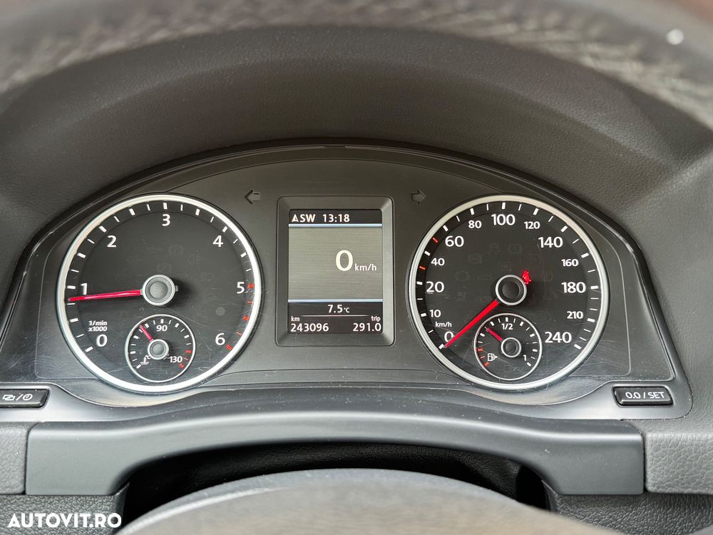 Volkswagen Tiguan 2.0 TDI BMT Sport & Style - 16