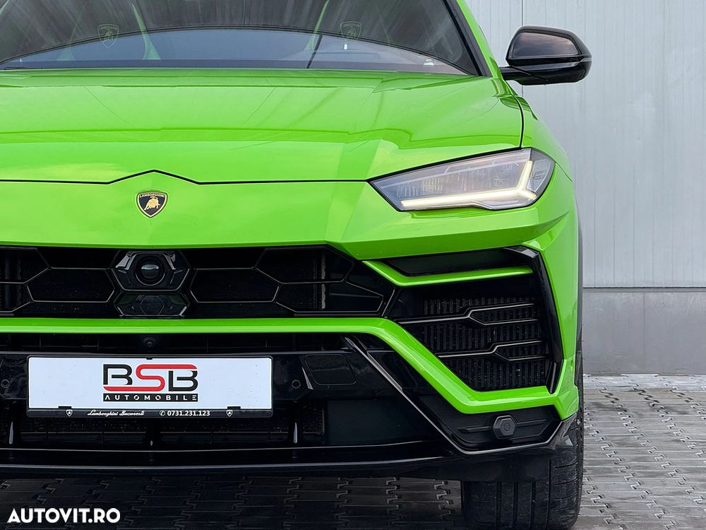 Lamborghini URUS - 37