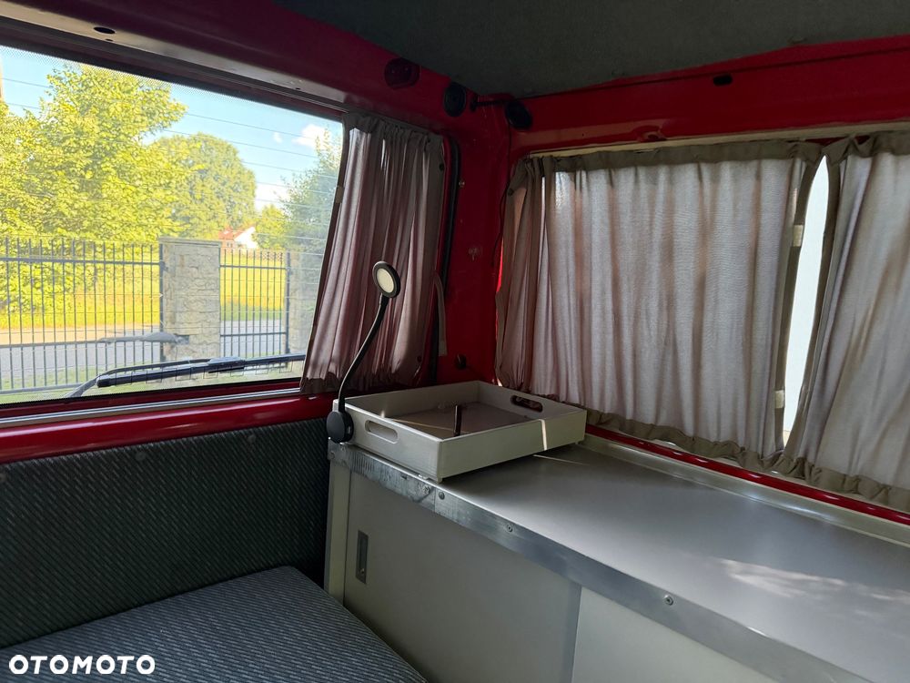 Volkswagen Transporter T4 - 23