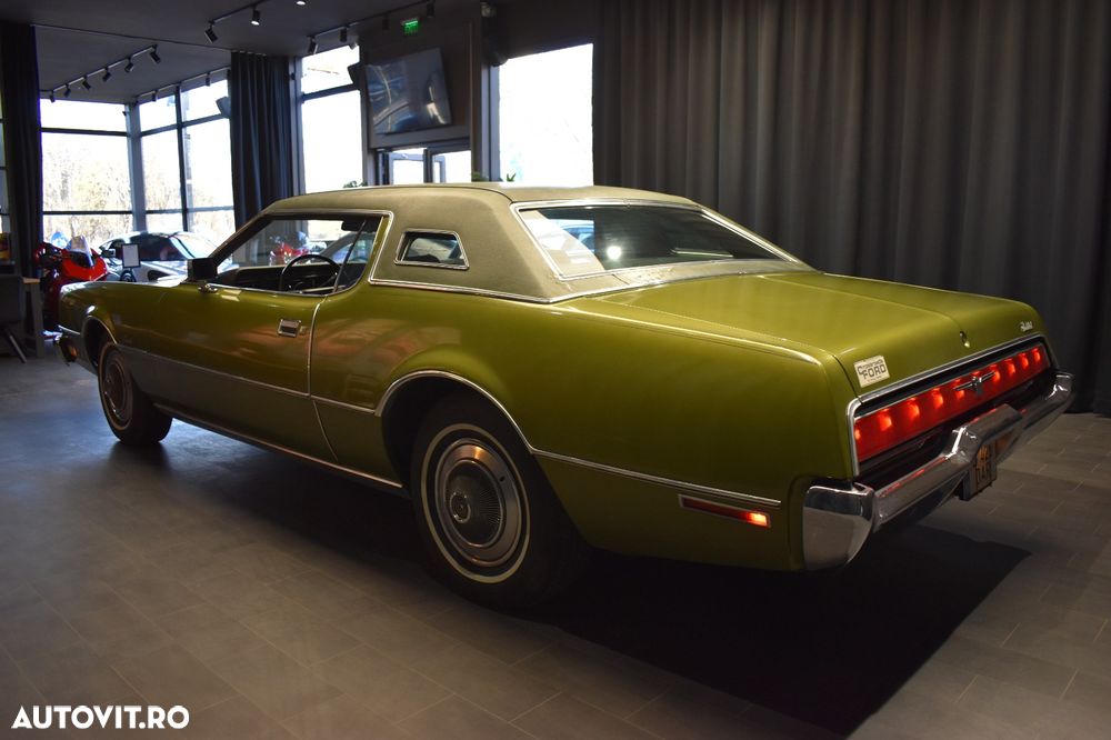 Ford Thunderbird - 4